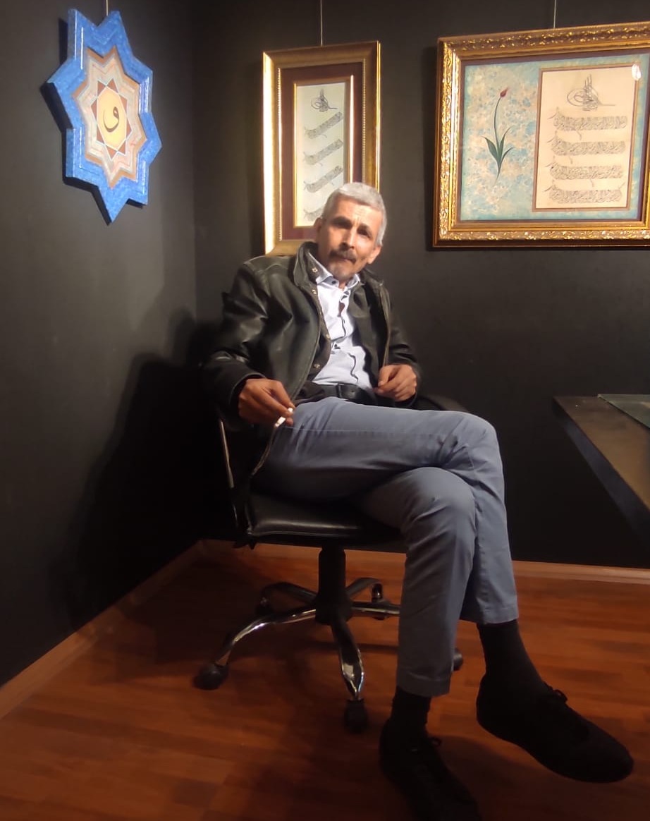 Sırlı Süleyman Efendi Zeytinburnunda Hezarfen Hasan Dervişin Atölyesinde. Fotoğraf Mahmut Şahin