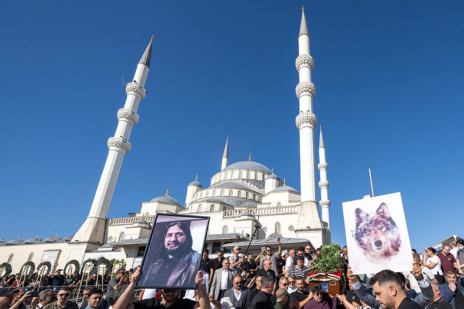 Nihat Genc Cenaze Kocatepe Kopya