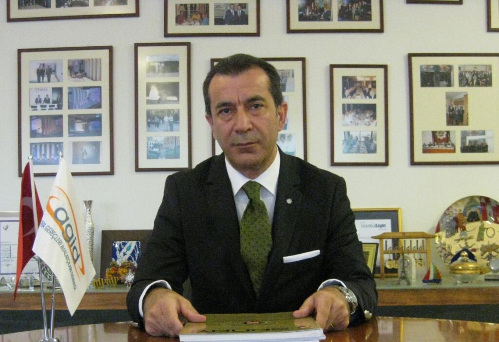 Koleksiyoner Iş Adamı Fahir Gök (1)
